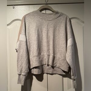 Abercrombie & Fitch Gray Sweatshirt